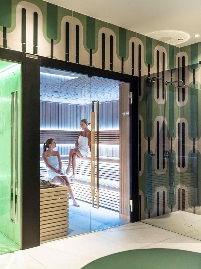Falkensteiner Boutique Hotel Prague Ngoại thất bức ảnh The spa at the InterContinental